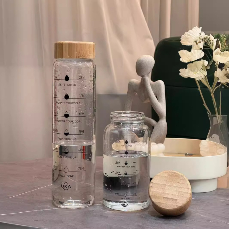 Чаша за чай от високо боросиликатно стъкло, голям капацитет за пътуване, с бамбуков капак и цедка, херметично уплътнение и термоустойчивост.