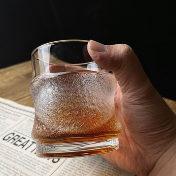 Японски стил стъклена чаша за ледени напитки, кръгла форма, единична стена, обикновено стъкло, отпечатано лого OK, кафе употреба