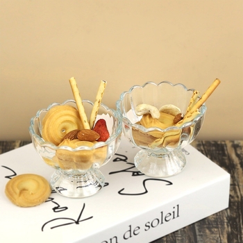 Чаша за вода, неравна форма, модерен минималистичен стил, стъкло от сода-лайм, единична чаша, възможност за печат на лого