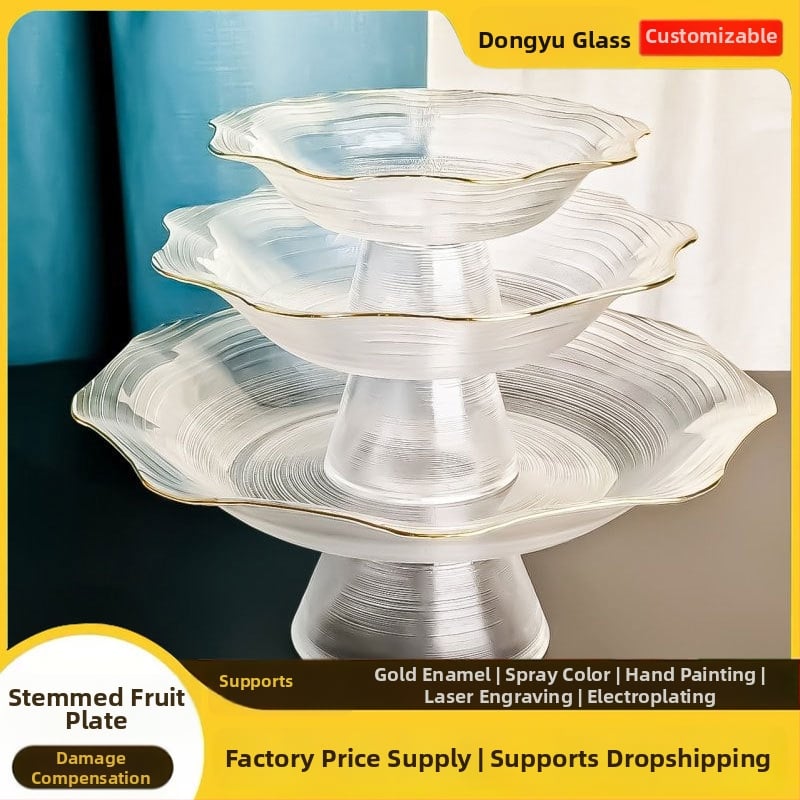 Стъклена плодова чиния с високи крака – модерен минималистичен стил, лято 2021