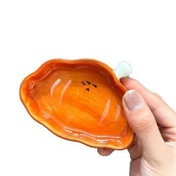 Cuki kerámia tál karikatúra mintával – nem szabályos forma; Anyag: kerámia; Minta: karikatúra; Stílus: aranyos; Felület: aláglazúros