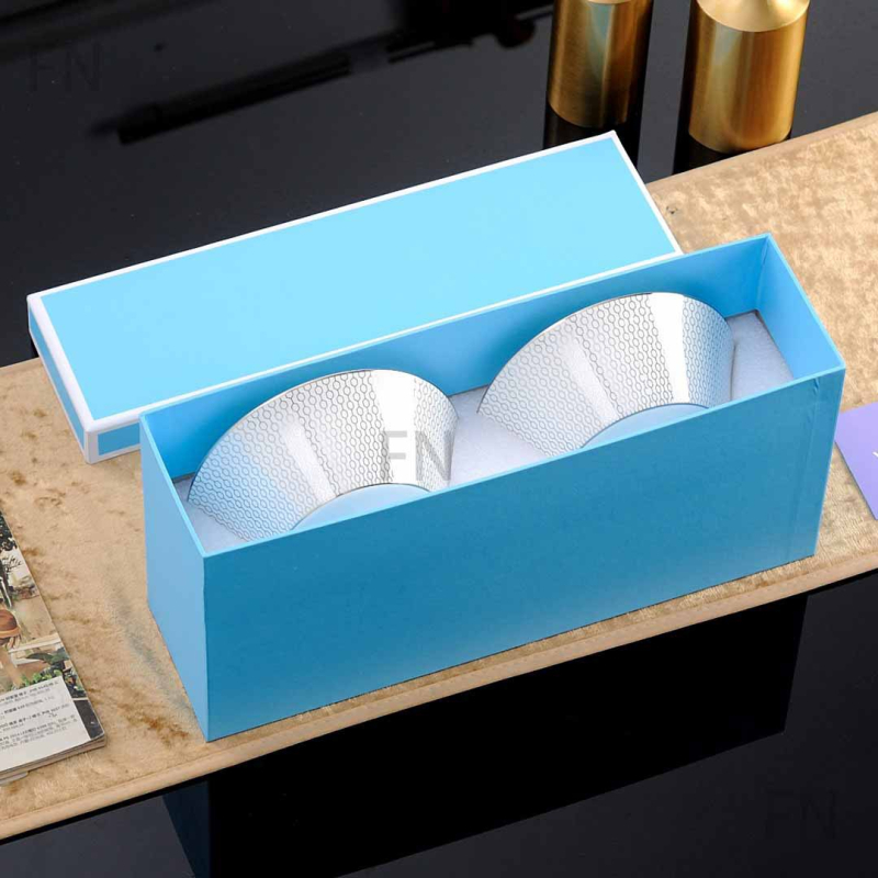 5 részes csontporcelán étkészlet platina élű geometriai csíkokkal - skandináv minimalista stílus, glazúrt felület