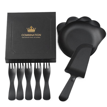 Set de tacâmuri de unică folosință pentru tort de ziua ta — farfurii din hârtie în formă de picătură de apă, cuțite și furci; biodegradabile