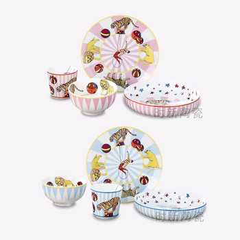 Dječji set posuđa od kostnog porcelana s uzorkom cirkuske karikature (porcelan s više od 36% kostne prašine; pogodno za mikrovalnu; mogućnost prilagodbe; kutija za darove)