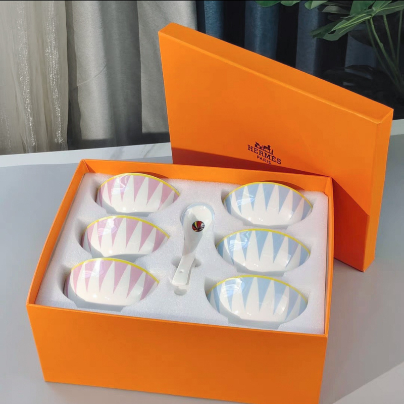 Dječji set posuđa od kostnog porcelana s uzorkom cirkuske karikature (porcelan s više od 36% kostne prašine; pogodno za mikrovalnu; mogućnost prilagodbe; kutija za darove)