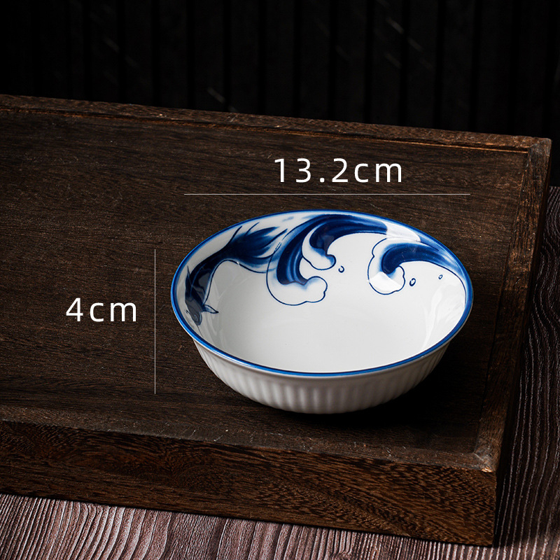 Porcelanska tanjura za užinu u retro stilu, kružnog oblika, pod glazurom, bez logotipa