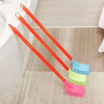 Тоалетна четка с кръгла глава, дървена дръжка, картонена опаковка, тегло 0,7 кг, пусната през пролетта на 2020 г.