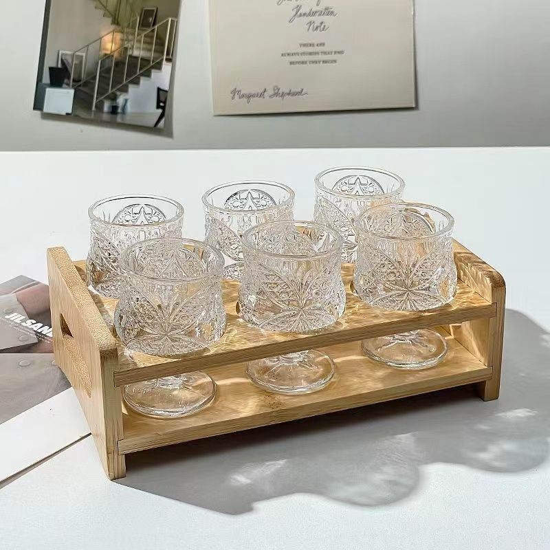 Set čaša za vino, mini slatki prinčevski stil graviranog motiva, soda-lime staklo, dizajn s jednim čašom, moderni minimalistički stil, za kućnu upotrebu, prilagodljiv s ispisanim logom, pakiranje u papirnatu kutiju