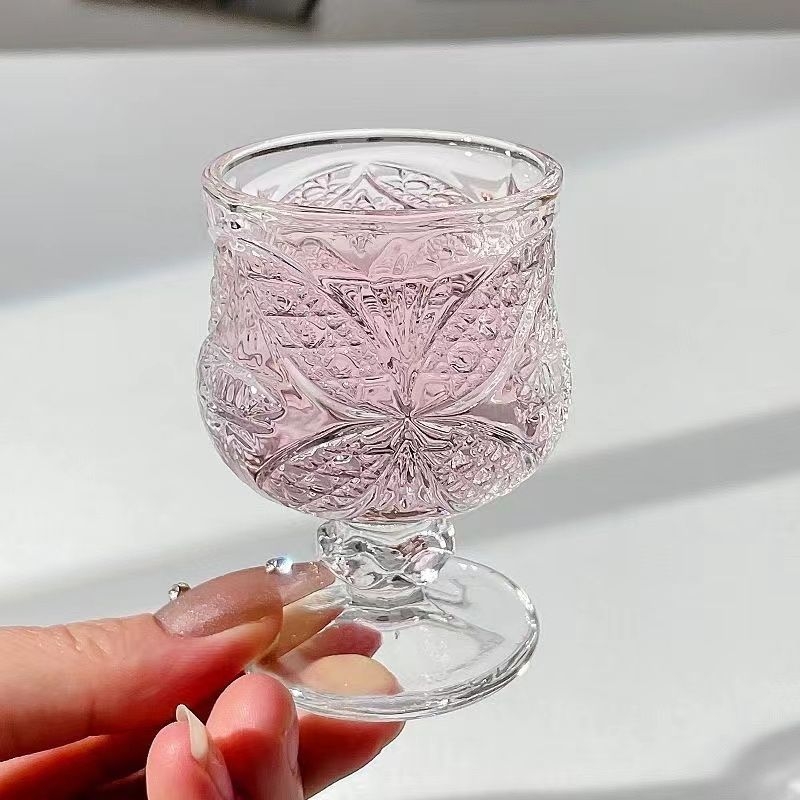 Set čaša za vino, mini slatki prinčevski stil graviranog motiva, soda-lime staklo, dizajn s jednim čašom, moderni minimalistički stil, za kućnu upotrebu, prilagodljiv s ispisanim logom, pakiranje u papirnatu kutiju