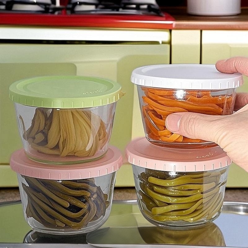 Staklena zatvorena zdjela, okrugla, kapacitet 301–500 ml, nije otporna na mikrovalnu pećnicu