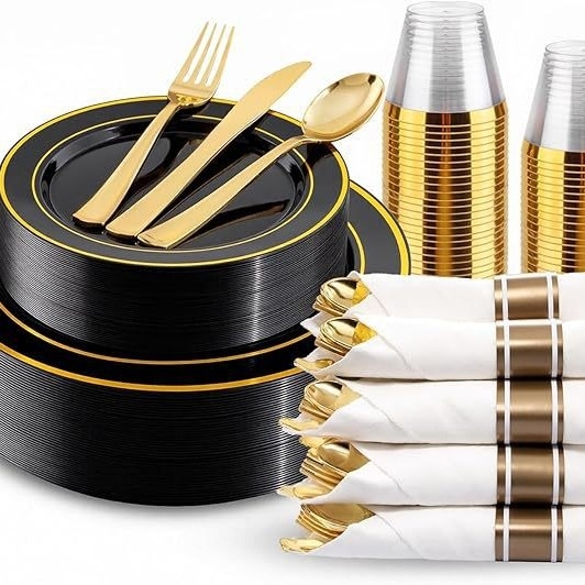 Jednokratni plastični servis za stolovanje s čašom, nožem, vilicom, žlicom i pladnjem; okrugli tanjuri; bruto težina 1,2 kg; kutija 5 kom.; rok trajanja 3 godine.