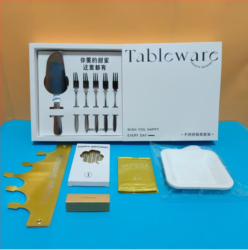 Set noža i vilice za tortu od nehrđajućeg čelika — luksuzni stolni pribor, kvadratni oblik, debljina 3,8, kutija 68 kom, rok trajanja 24 mjeseci