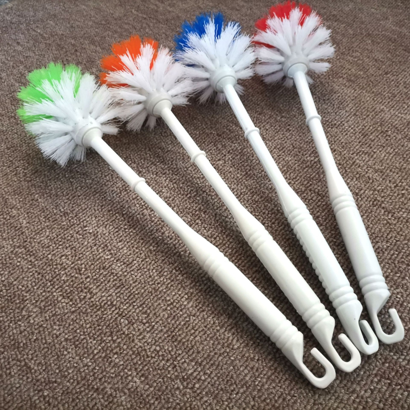 Fali WC-kefe, egyszer használatos, levehető, műanyag, holt sarkok nélkül