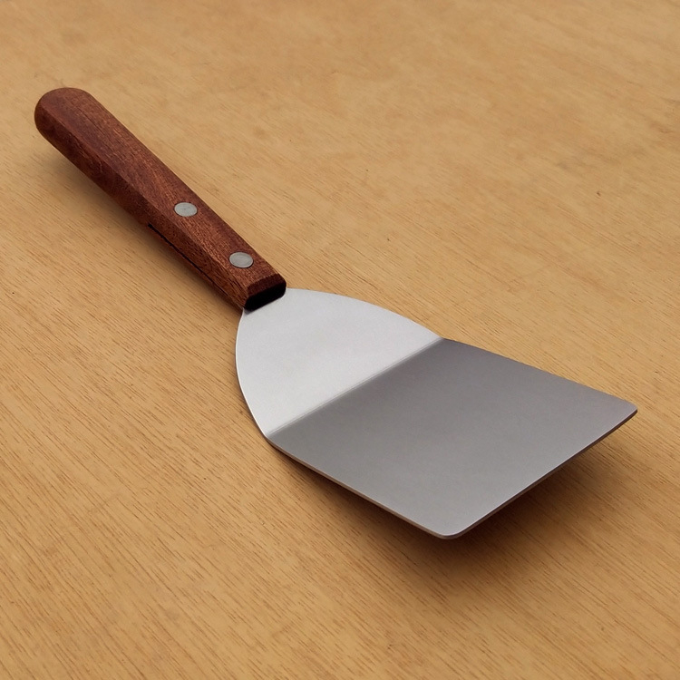 Spatulă din oțel inoxidabil cu mâner din lemn — realizare manuală, posibilitate de personalizare — design modern minimalist