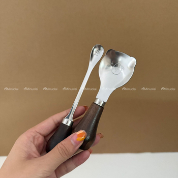 304 rozsdamentes acél eszközkészlet diófa fogantyúval, hordozható és stabil, tartalmaz vajkést, keverőkanalat és gyermekkanalat