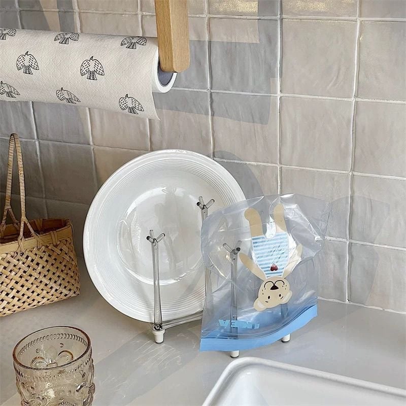 Уникален пластмасов регулируем телескопичен държач за чаши с отцеждане за стъклени чаши