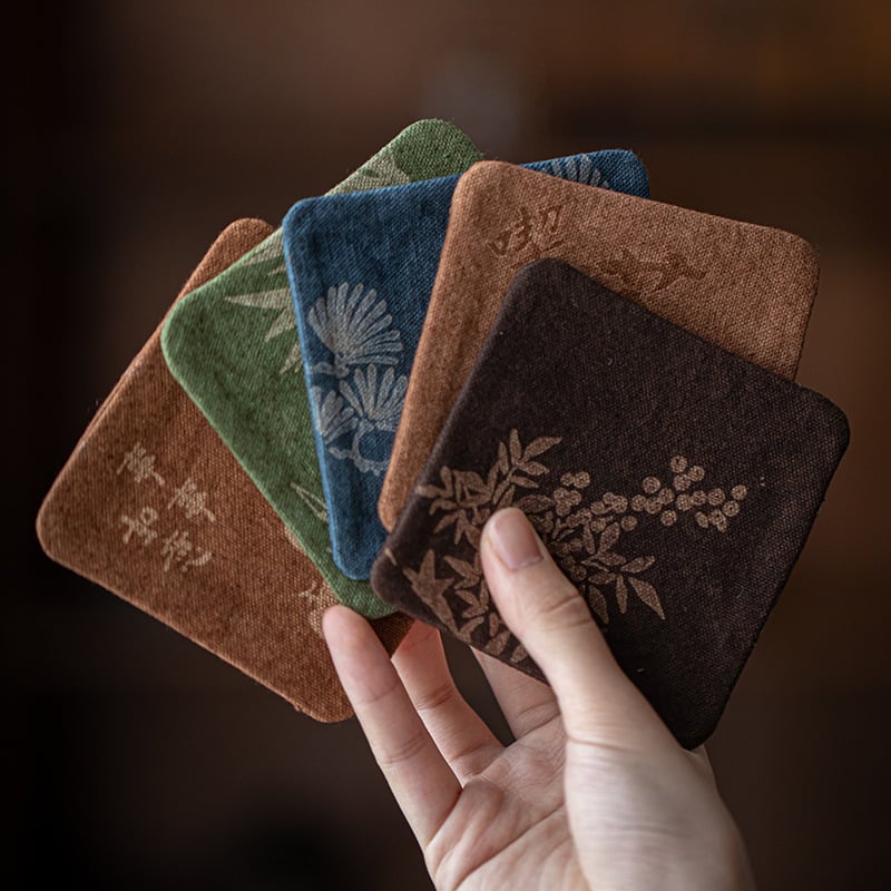 Βάση ποτηριού από ύφασμα σε κινεζικό στυλ τελετής τσαγιού με πολύχρωμο σχέδιο, εκτυπωμένο λογότυπο, συσκευασμένη σε χαρτόκουτο, 0,05 kg