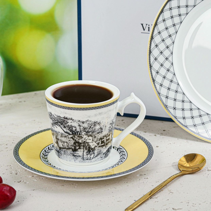 Kerámia étkészlet az asztalra: rizstál, ebédtál, nagy mély leveses tál, lapos tál, csipkés szélű mély tál, tea- és kávéscsésze; pásztor stílus, kézzel készített, testreszabható, könnyű luxus retro.