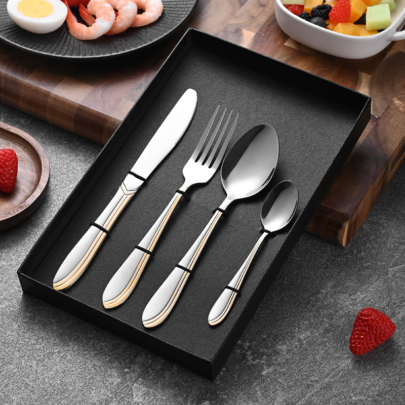 Hinsika set noža za steak, vilice i žlice od nehrđajućeg čelika 410 – 3-dijelni skup noževa, vilica i žlica, ogledni završna obrada, mogućnost privatne oznake
