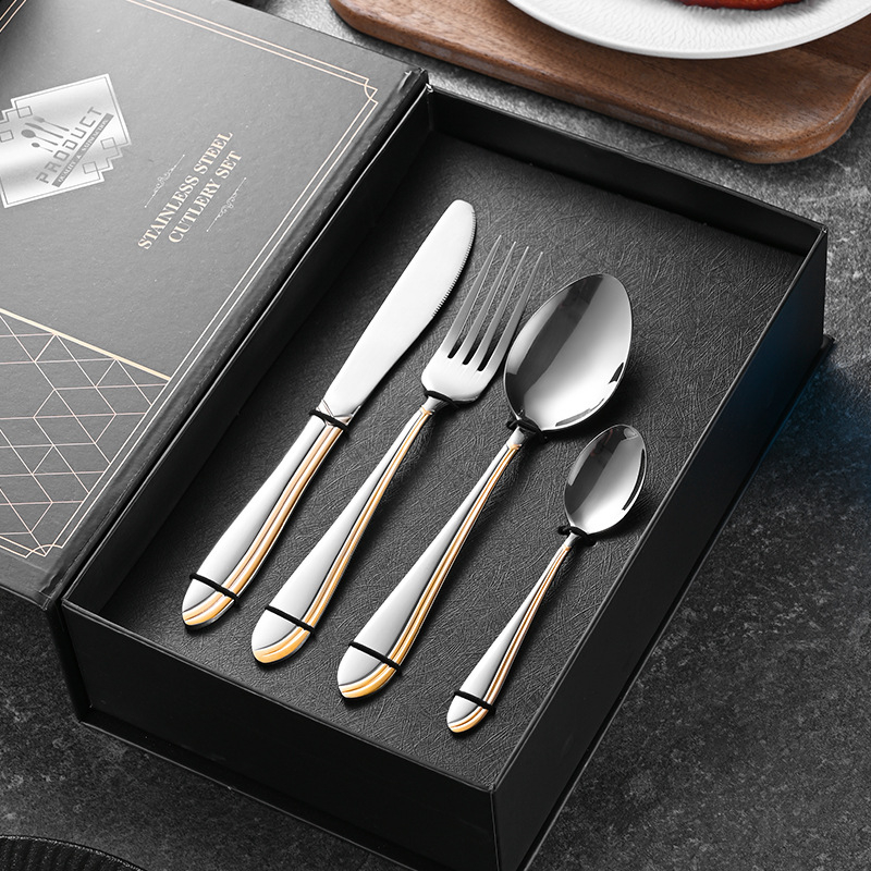 Hinsika set noža za steak, vilice i žlice od nehrđajućeg čelika 410 – 3-dijelni skup noževa, vilica i žlica, ogledni završna obrada, mogućnost privatne oznake