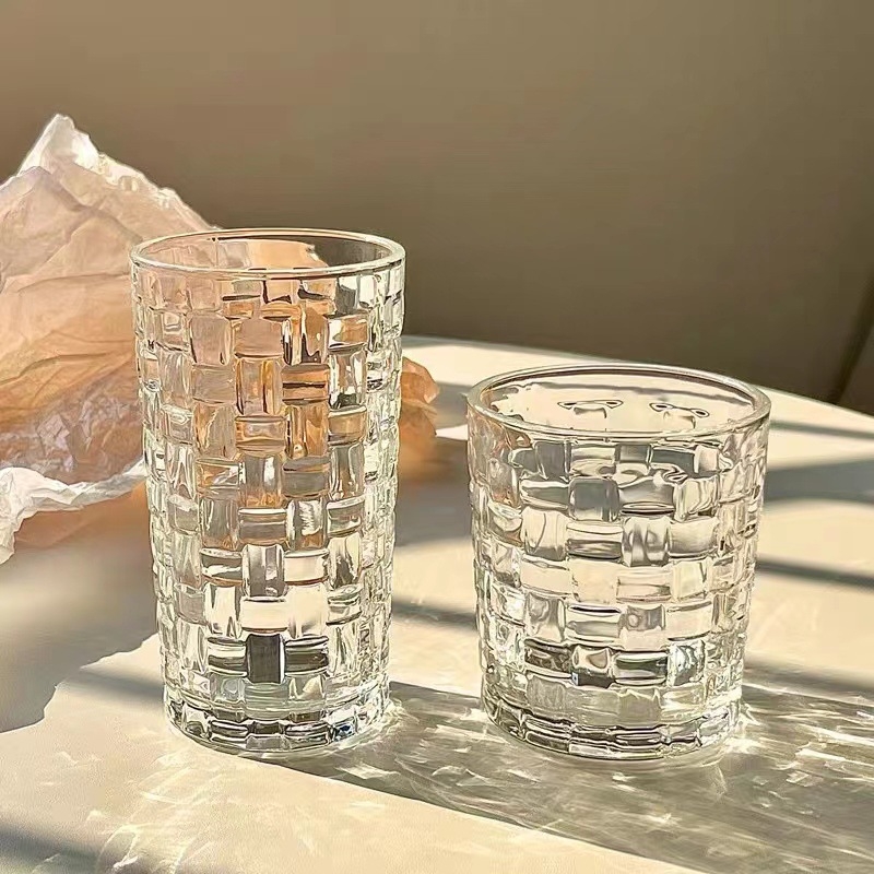 Čaša za vino s modernim minimalističkim stilom (staklo soda-lime; šestodijelni set; prilagodljivo; pogodno kao poklon)