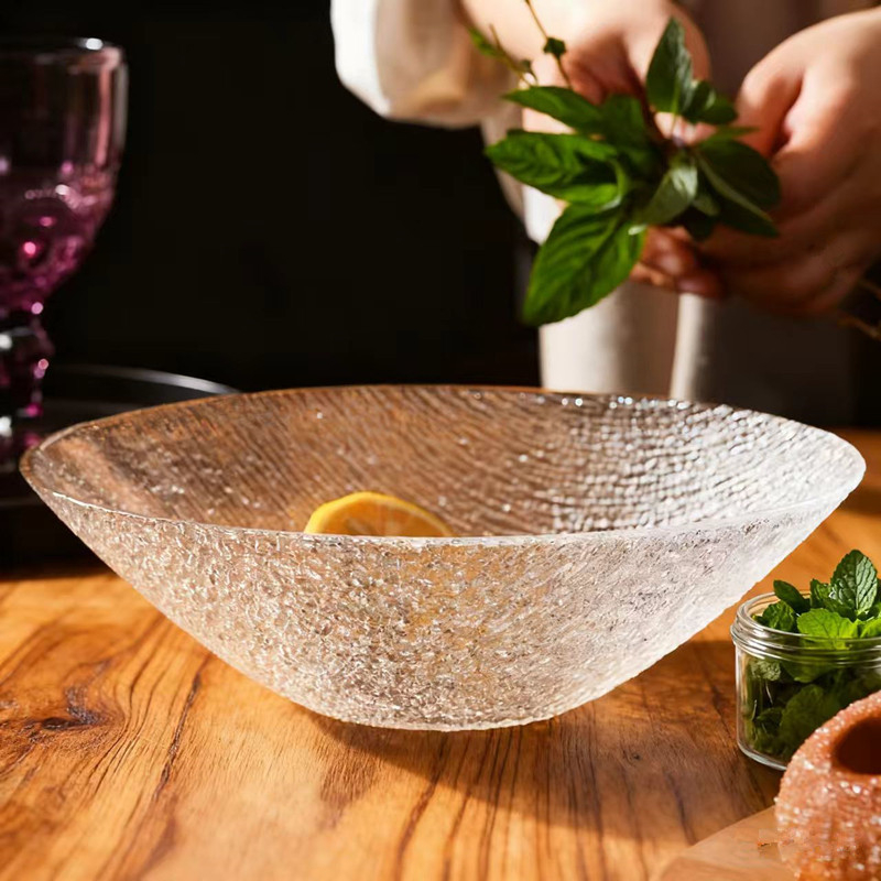 Salatna zdjela od stakla, japanski stil, konusni oblik, ručno crtana površina