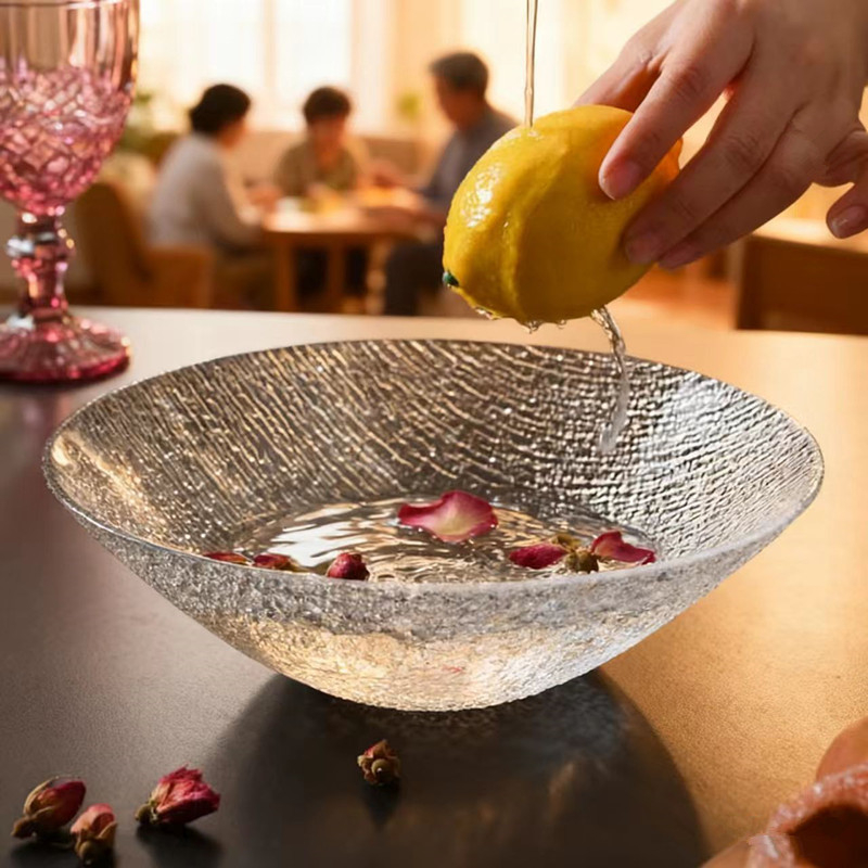 Salatna zdjela od stakla, japanski stil, konusni oblik, ručno crtana površina
