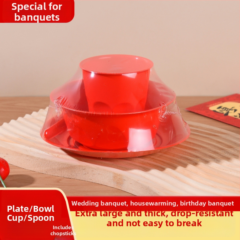 Négy darabos egyszer használatos kör plasztikus étkészlet — tálak, 3 éves szavatosság, 25/50/75/100 készlet dobozonként