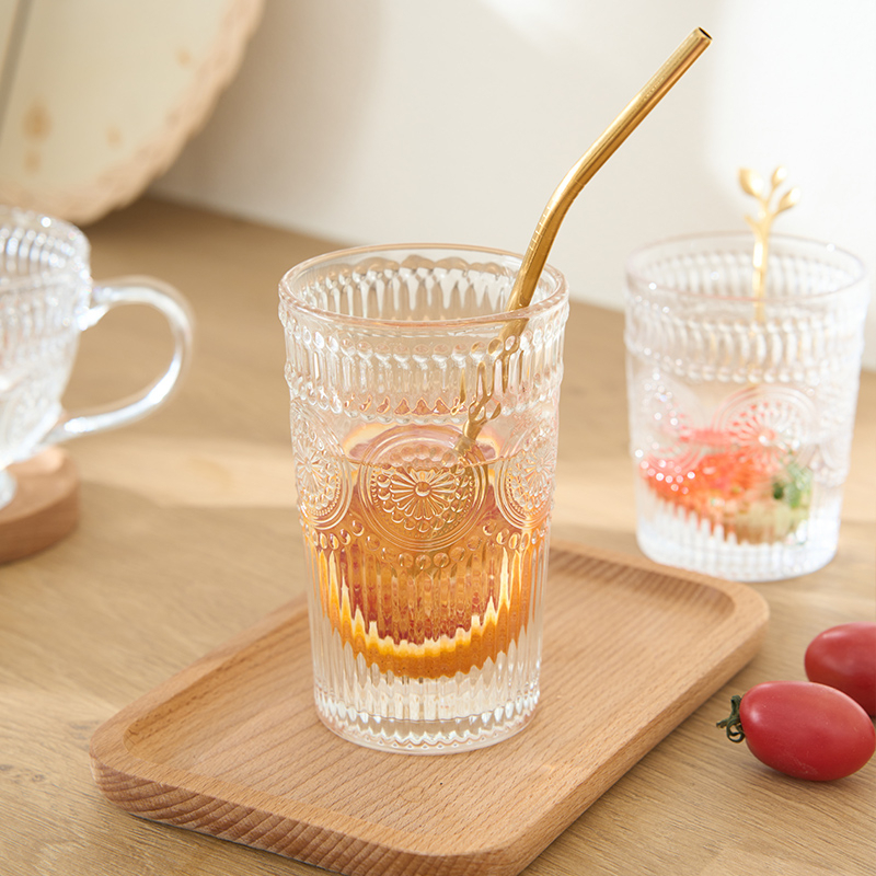 Pahar din sticlă cu design embosat de floarea-soarelui, cilindric, fără mâner, rezistent la temperaturi înalte