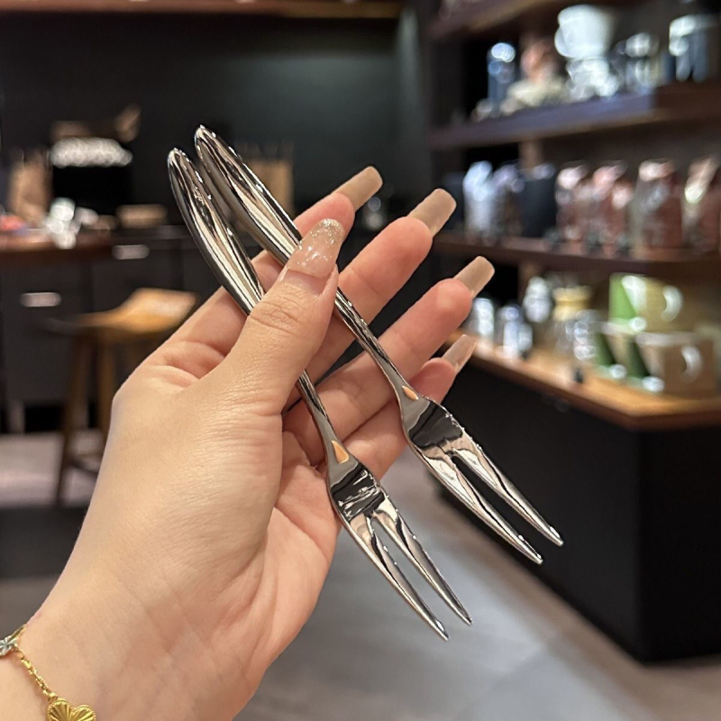 304 rozsdamentes acélból készült gyümölcs villa és gyümölcs kés készlet tároló dobozzal, gyerekeknek