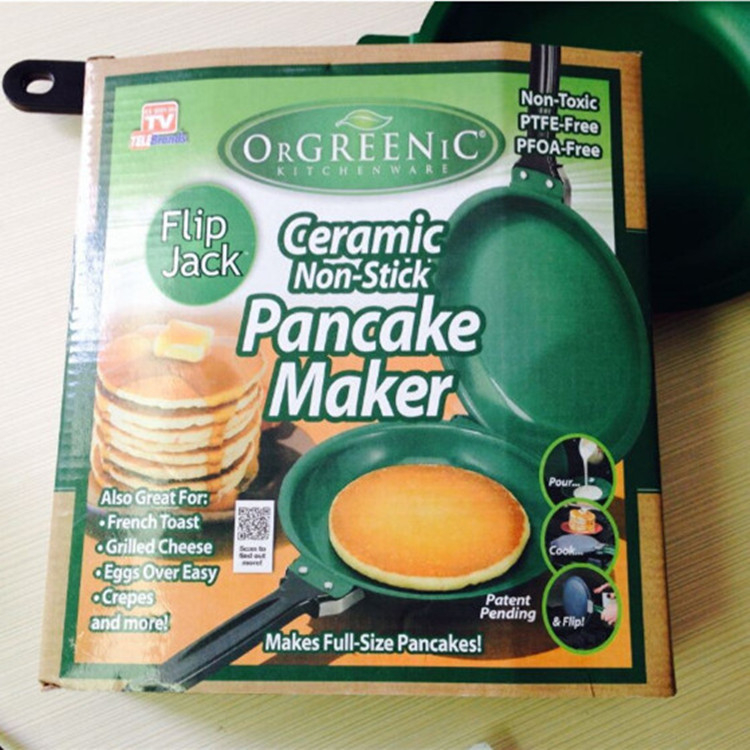 Titán‑acélból készült kétoldalas serpenyő tapadásmentes bevonattal, modell 210301, tömeg 560 g.