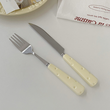 Rozsdamentes acélból készült kés és villa szett felnőtteknek, IG-stílus, friss és aranyos dizájn