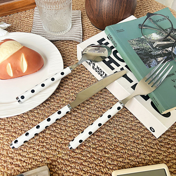 304 rozsdamentes acélból készült evőeszköz készlet: kés, villa és kanál, otthoni használatra, friss és aranyos stílus, torták, desszertek, steak és tészta számára