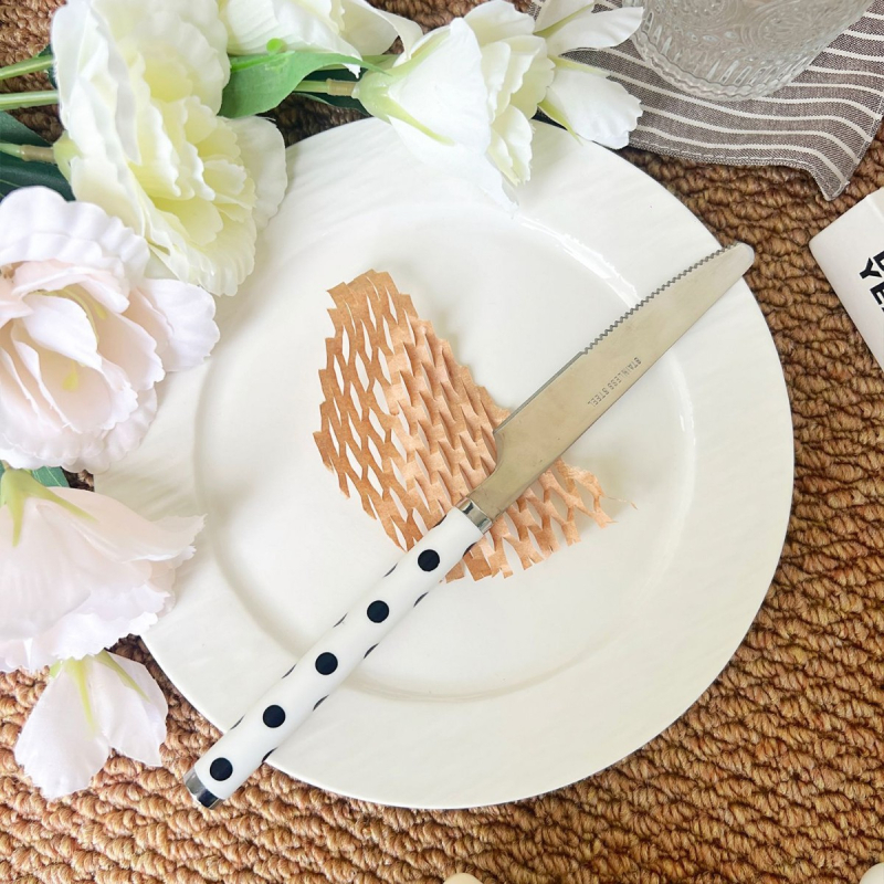 304 rozsdamentes acélból készült evőeszköz készlet: kés, villa és kanál, otthoni használatra, friss és aranyos stílus, torták, desszertek, steak és tészta számára