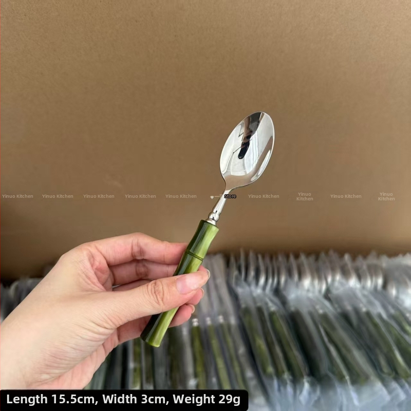 5-dielny súbor západného príboru z nehrdzavejúcej ocele – nôž na steak, vidlica, dezertná vidlička a lyžica – vysoký štýl, ľahký luxusný retro dizajn