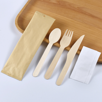 Jednokratni plastični set pribora (nož, vilica, žlica) – biorazgradiv, otisnuti logotip, prilagodba dostupna, debela žlica, pravokutni oblik