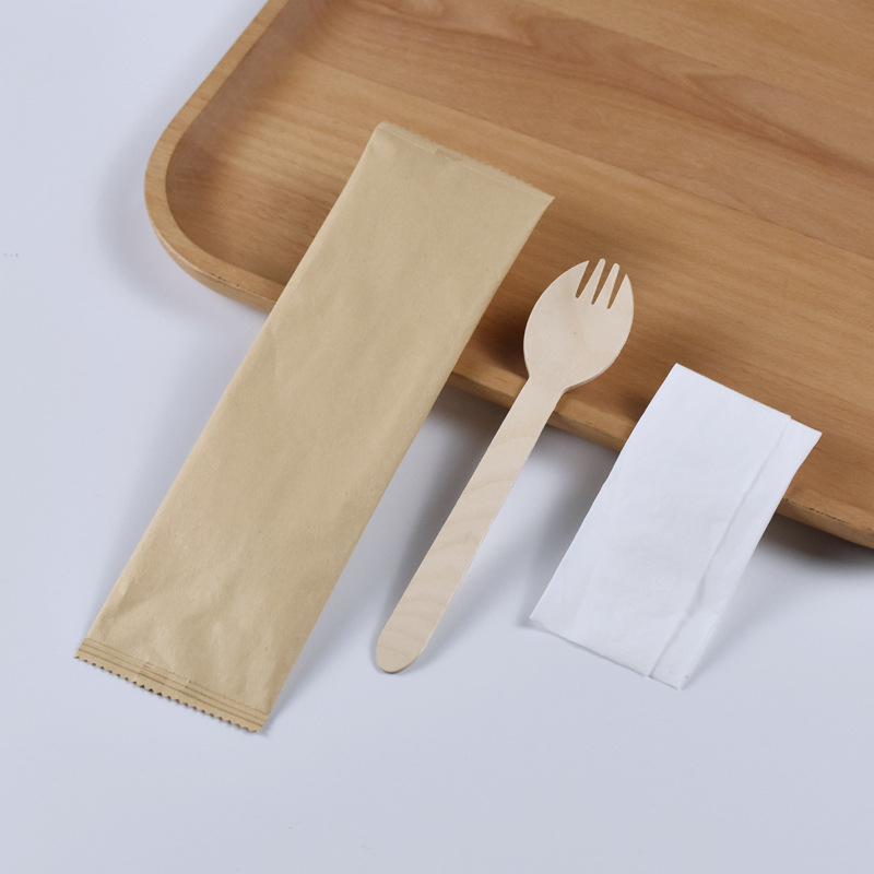 Jednokratni plastični set pribora (nož, vilica, žlica) – biorazgradiv, otisnuti logotip, prilagodba dostupna, debela žlica, pravokutni oblik