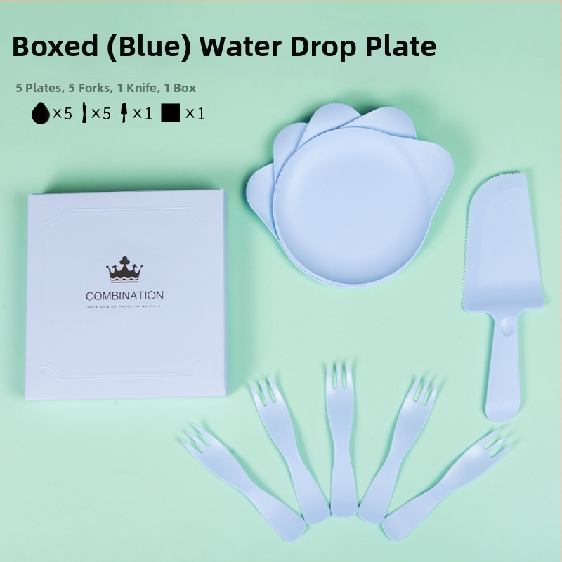 Štyri v jednom jednorázová súprava príborov k narodeninám s krabičkou na tortu, tanierom tvaru kvapky vody a vlnenou vidličkou