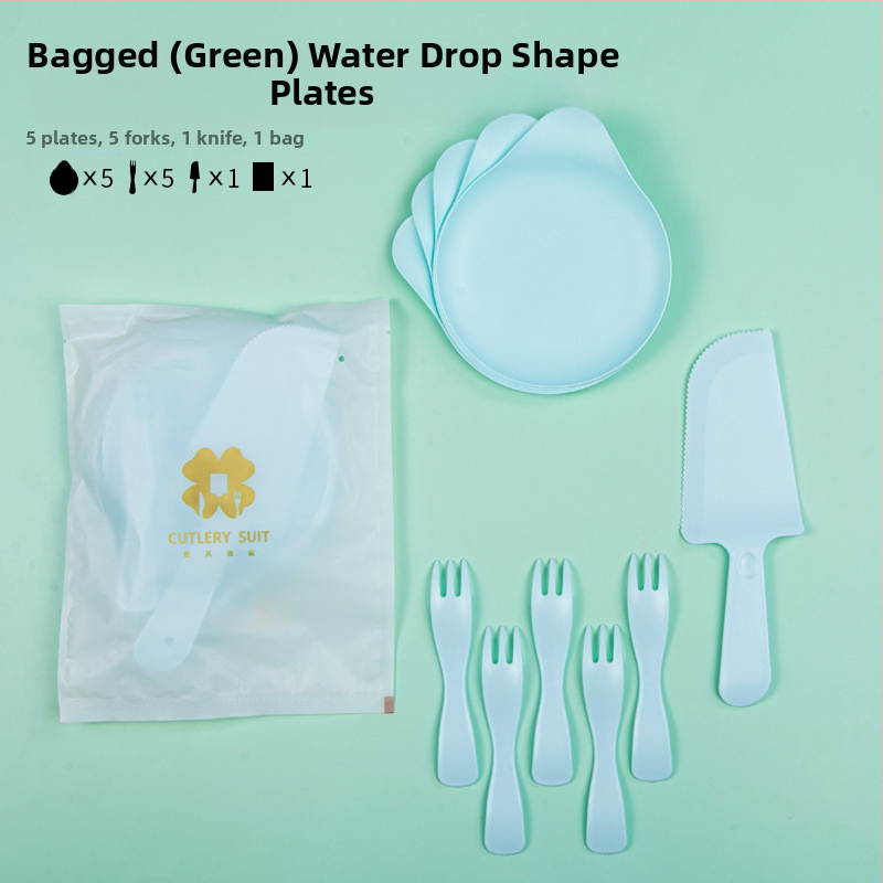 Štyri v jednom jednorázová súprava príborov k narodeninám s krabičkou na tortu, tanierom tvaru kvapky vody a vlnenou vidličkou