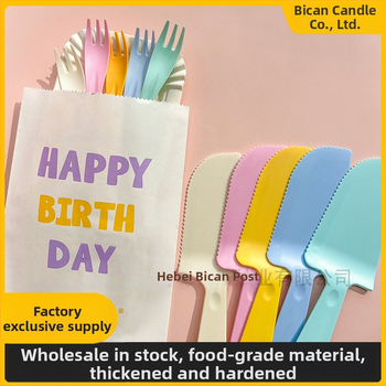 Jednorazový plastový súbor príborov a podnos na tortu – obdĺžnikový tvar – možnosť potlače loga – 300 súprav v balení