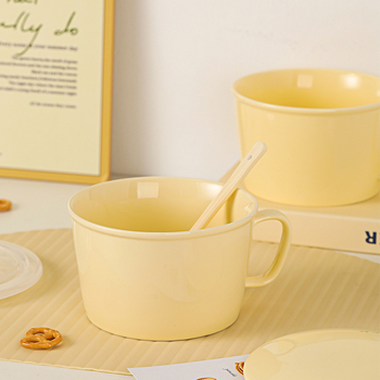 Porcelanska zdjela za rezance s poklopcem i držačem, pogodna za mikrovalnu pećnicu, japanski stil