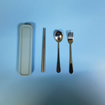 3-dijelni prijenosni set pribora od 304 nehrđajućeg čelika: vilica, žlica i štapići za jelo, ogledno-polirani završetak, minimalistički modern stil