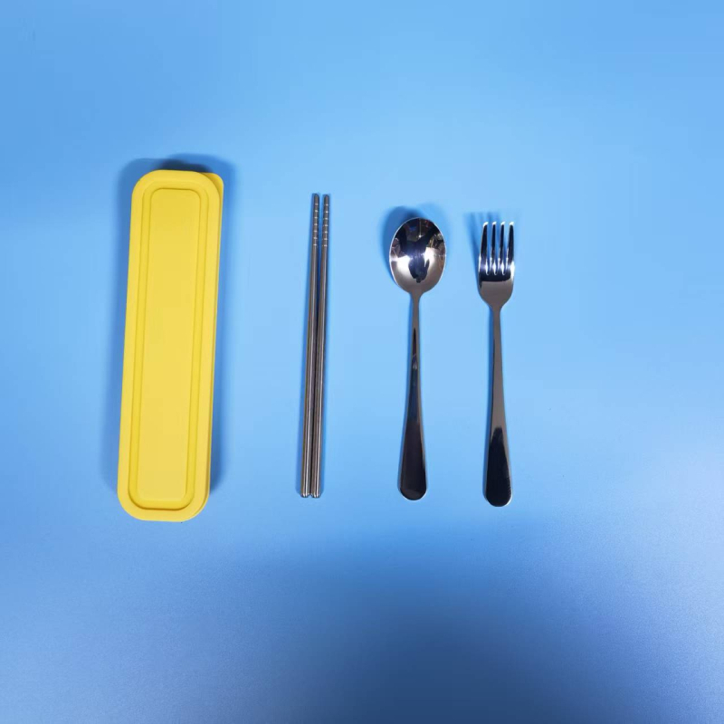 3-dijelni prijenosni set pribora od 304 nehrđajućeg čelika: vilica, žlica i štapići za jelo, ogledno-polirani završetak, minimalistički modern stil