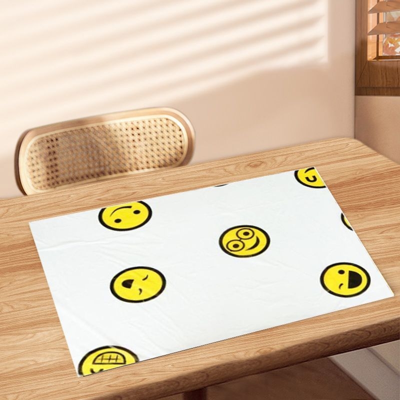 Jednokratni PE stolnjak, vodootporan i otporan na masnoće, pravokutni, debljina 1 nit