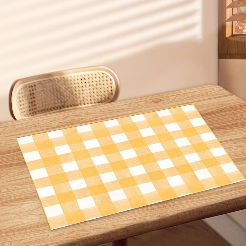 Jednokratni PE stolnjak, vodootporan i otporan na masnoće, pravokutni, debljina 1 nit