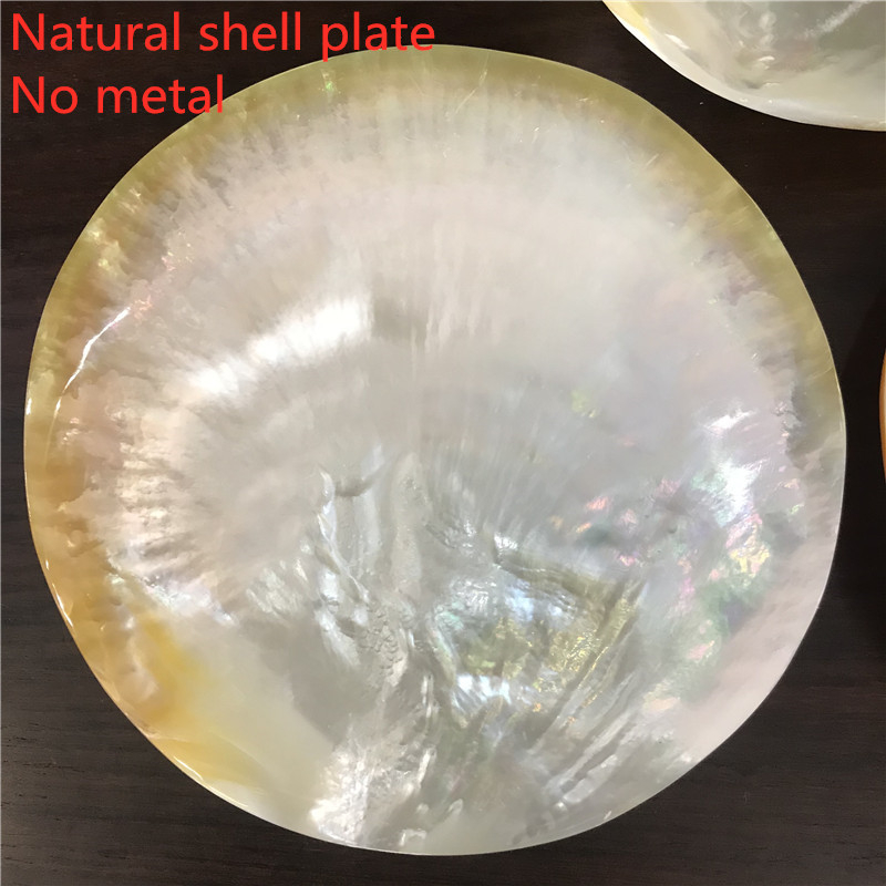 Κύκλινο πιάτο από κοχύλι με ηλεκτροπλατιωμένη επιφάνεια και εκτυπωμένο λογότυπο — μοντέρνο μινιμαλιστικό πιάτο σερβιρίματος χαβιαριού