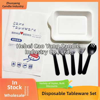 Jednorazová súprava nožov a vidličiek na tortu a tanier — plast, biologicky odbúrateľný, obdĺžnikový tvar, s potlačeným logom, prispôsobiteľný