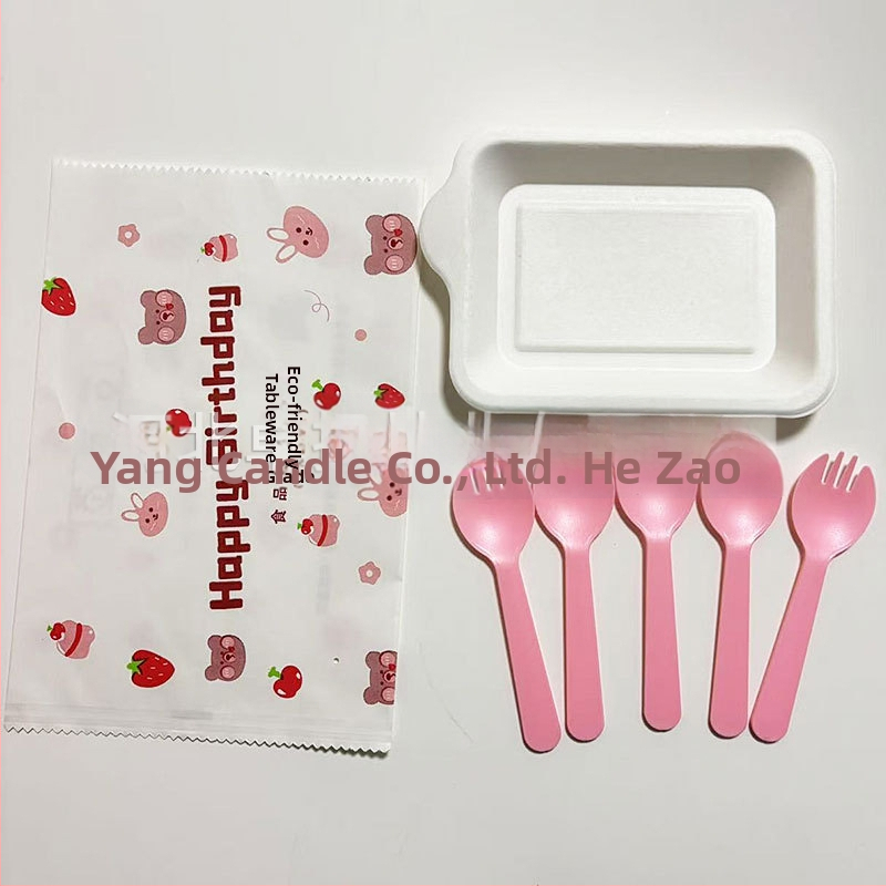 Jednorazová súprava nožov a vidličiek na tortu a tanier — plast, biologicky odbúrateľný, obdĺžnikový tvar, s potlačeným logom, prispôsobiteľný