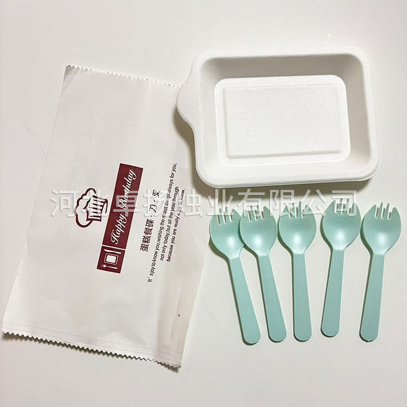 Jednokratni set noža, vilice i tanjura za tortu — plast, biološki razgradljivo, pravokutnog oblika, otisnut logotip, prilagodljiv