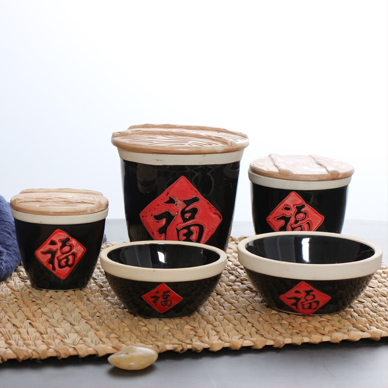 Kerámia tál áldás motívummal, fedővel — gőzölő tál szószok és levesek számára